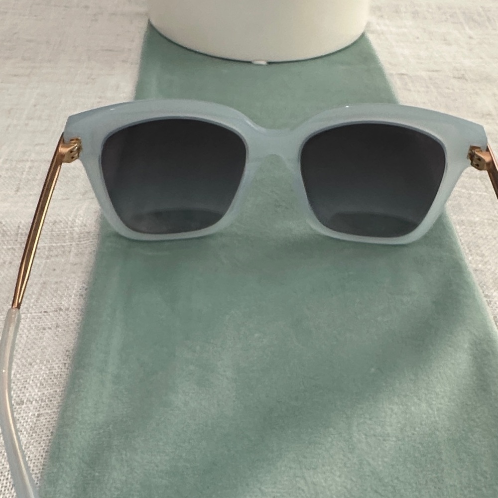 NWOT Diff Bella Light Blue Sunglasses - Picture 5 of 5